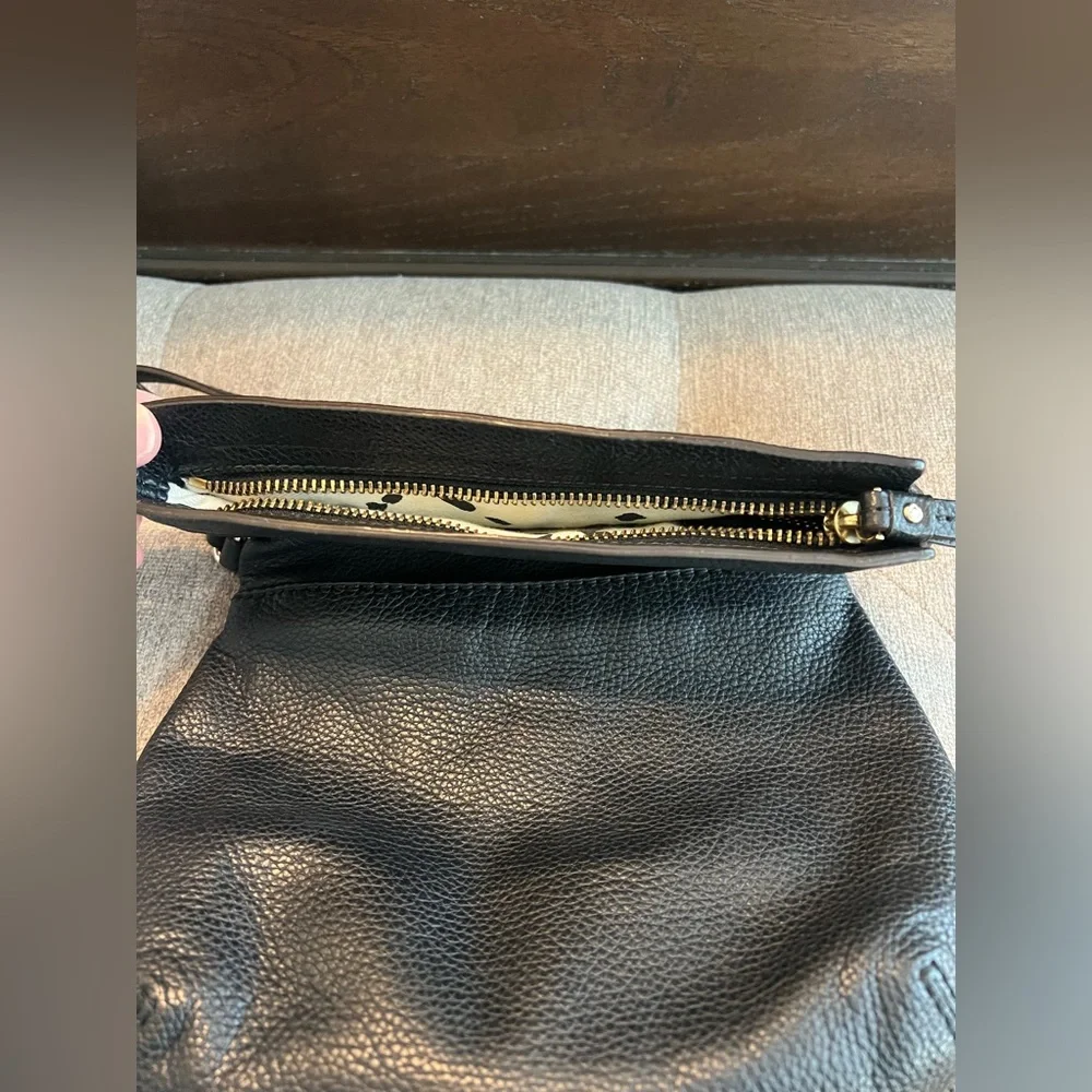 Kate Spade Black Cross Body Purse - Picture 2 of 12